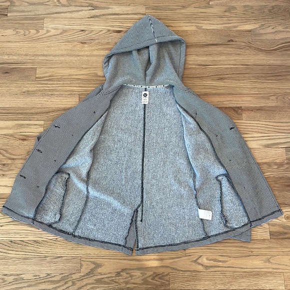 Roxy hooded sweater jacket - Picture 3 of 8